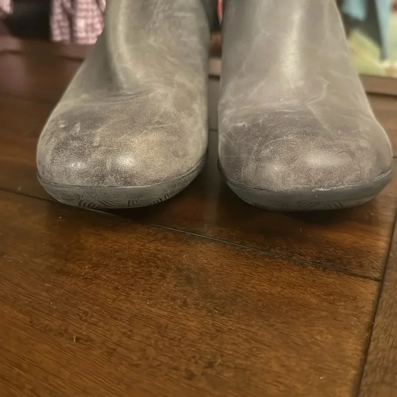 Dansko gray heeled soft leather boots size 39 - Picture 4 of 9